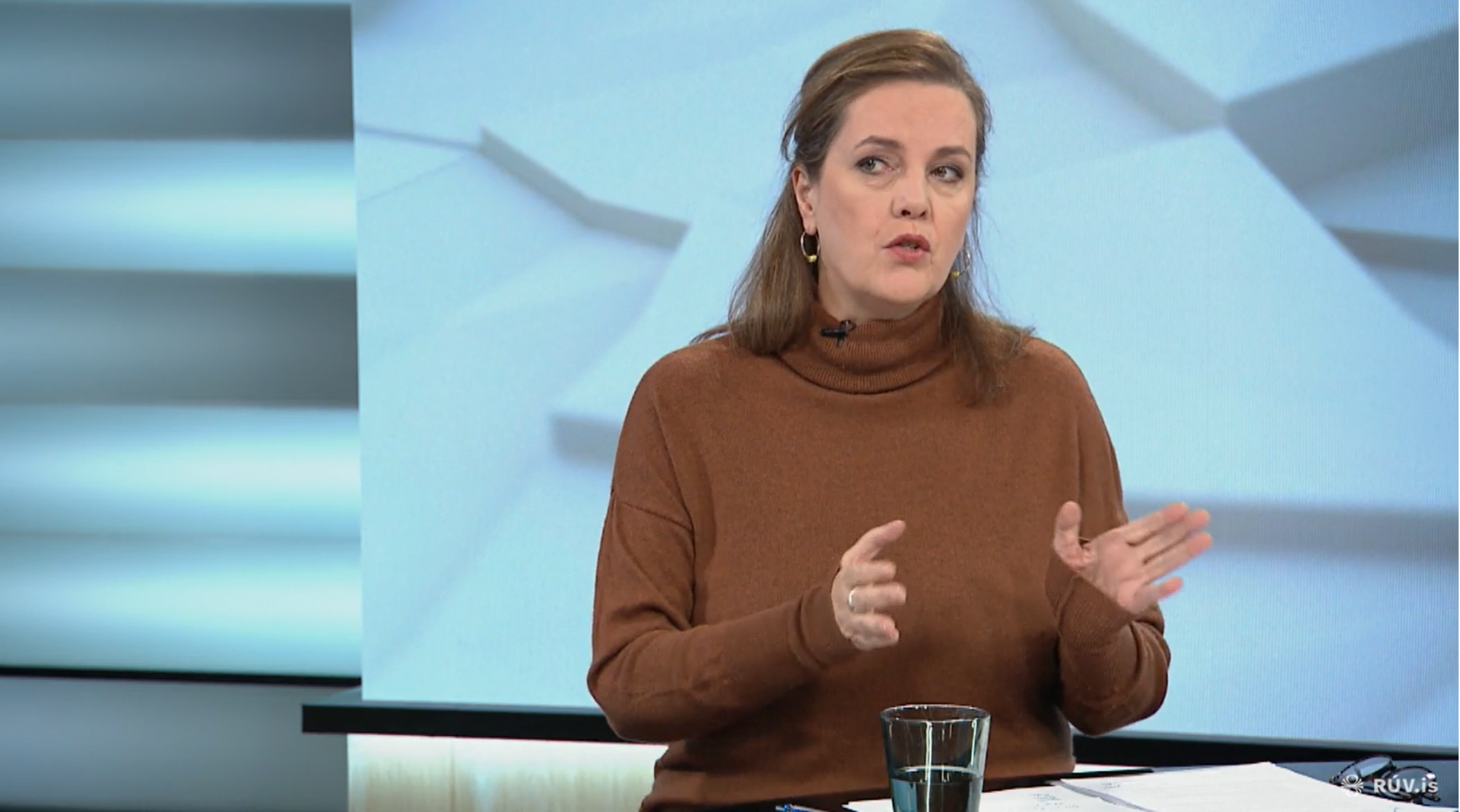 Heilbrigðisráðherra aftur fram - Svandís Svavarsdóttir í Kastljósi