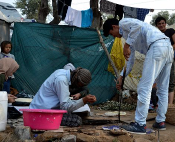 Læknar óttast að vírusinn grasseri í flóttamannabúðum