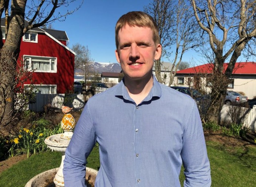 Spyr hvort raunhæft sé að opna landið 15. júní - Jón Magnús á Vísi