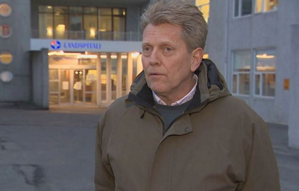 Umdeild ákvörðun að opna landið - Már Kristjánsson á Rás 1