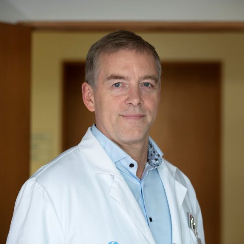 Hátt í 20 undir fertugu deyja skyndidauða á ári - Davíð O. Arnar í Fréttablaðinu