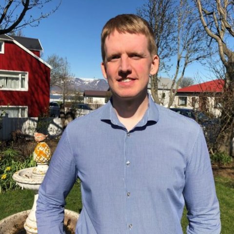 Spyr hvort raunhæft sé að opna landið 15. júní - Jón Magnús á Vísi