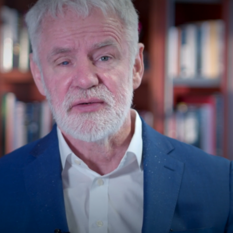 Íslensk erfðagreining hættir landamæraskimun - Kári á Vísi og RÚV