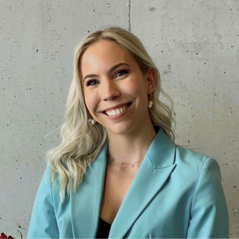 Ragna sú yngsta sem fær B.Sc.-gráðu í lækn­is­fræði