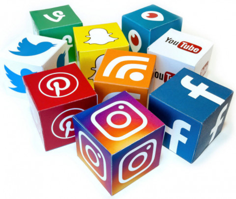 Skerpa á reglum um notkun samfélagsmiðla